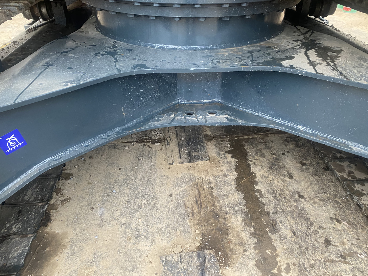 HYUNDAI R220LC-9S - Гусеничный экскаватор: фото 4 HYUNDAI R220LC-9S - Гусеничный экскаватор: фото 4