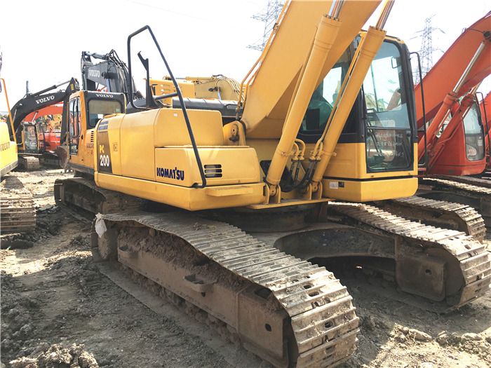 KOMATSU PC200-8 - Гусеничный экскаватор: фото 3 KOMATSU PC200-8 - Гусеничный экскаватор: фото 3
