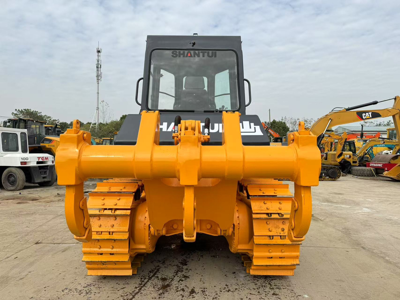 SHANTUI SD16 - Бульдозер: фото 3 SHANTUI SD16 - Бульдозер: фото 3
