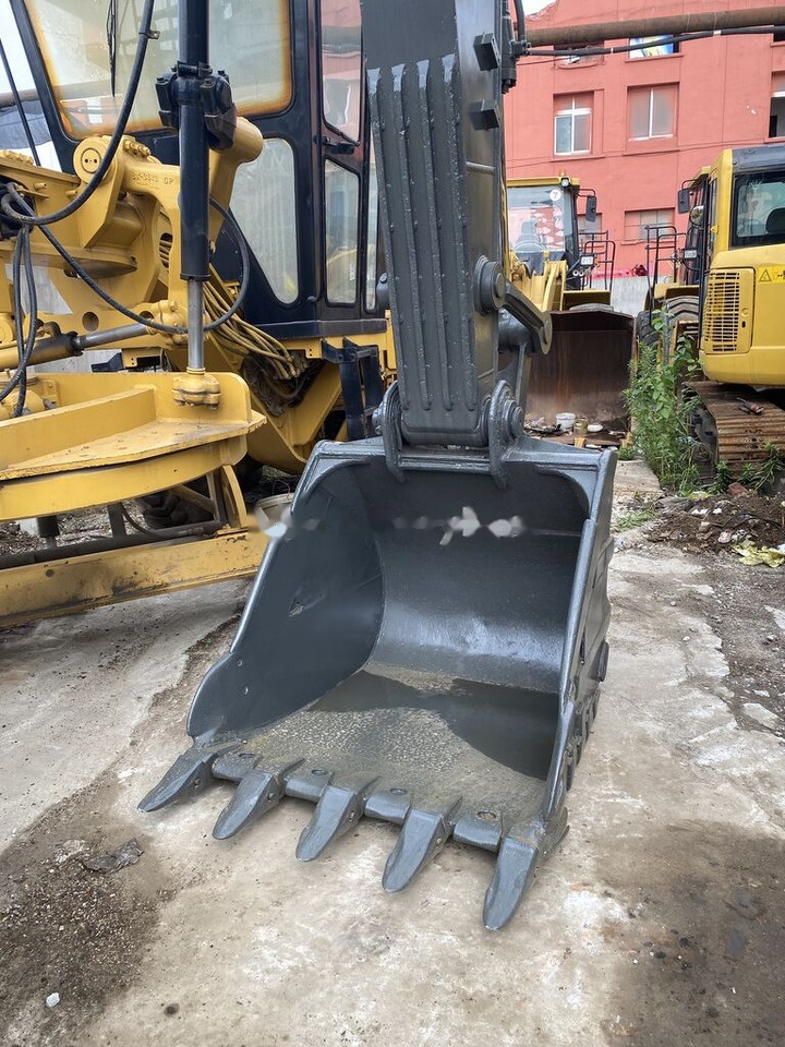 Volvo EC210BLC - Гусеничный экскаватор: фото 4 Volvo EC210BLC - Гусеничный экскаватор: фото 4