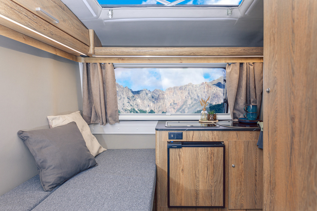 Niewiadów N126E kemping 2+1 3 osoby 750kg BEST PRICE - Прицеп дача: фото 5 Niewiadów N126E kemping 2+1 3 osoby 750kg BEST PRICE - Прицеп дача: фото 5