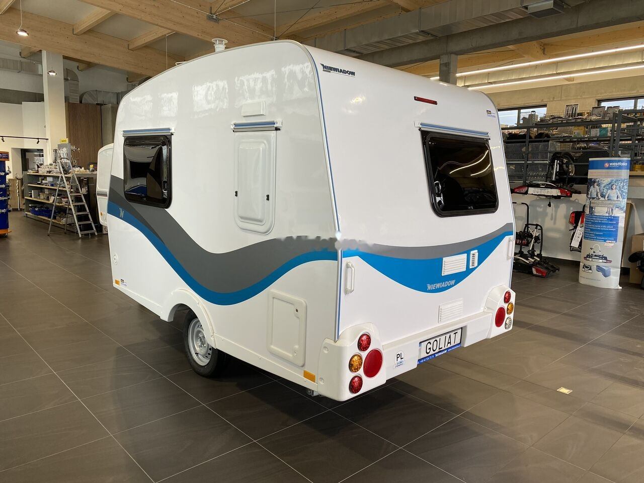 Niewiadów NT-SPRINT sandwich caravan kemping - Прицеп дача: фото 5 Niewiadów NT-SPRINT sandwich caravan kemping - Прицеп дача: фото 5