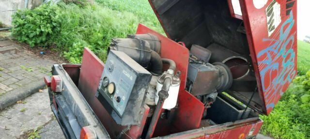 Doosan F 30 - Воздушный компрессор: фото 2 Doosan F 30 - Воздушный компрессор: фото 2