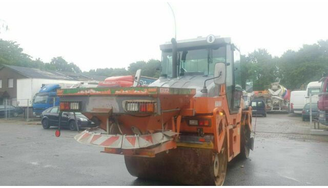 Hamm DV90 VO mit Streuer Klima German Maschine - Дорожный каток: фото 5 Hamm DV90 VO mit Streuer Klima German Maschine - Дорожный каток: фото 5