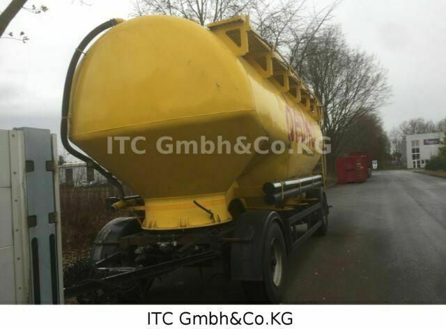 Huffermann Heitling Futter Silo - Полуприцеп цистерна для сыпучих грузов: фото 2 Huffermann Heitling Futter Silo - Полуприцеп цистерна для сыпучих грузов: фото 2