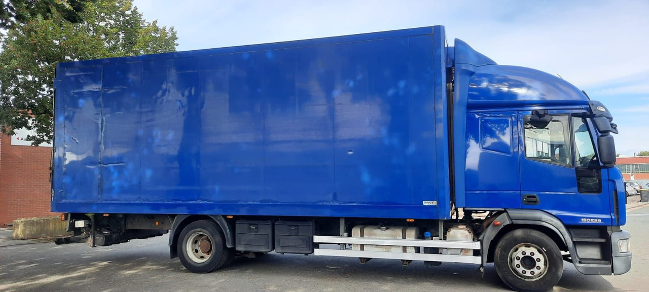 Iveco ML150E28 Koffer - Грузовик с закрытым кузовом: фото 3 Iveco ML150E28 Koffer - Грузовик с закрытым кузовом: фото 3