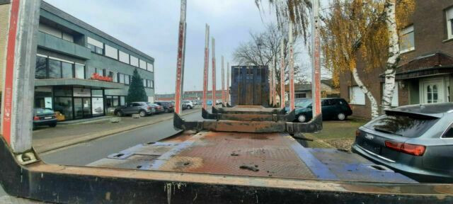 Kässbohrer SCV Plattform Mit Rungen 3 Achser - Полуприцеп лесовоз: фото 4 Kässbohrer SCV Plattform Mit Rungen 3 Achser - Полуприцеп лесовоз: фото 4