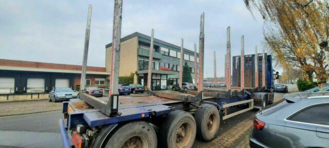 Kässbohrer SCV Plattform Mit Rungen 3 Achser - Полуприцеп лесовоз: фото 2 Kässbohrer SCV Plattform Mit Rungen 3 Achser - Полуприцеп лесовоз: фото 2