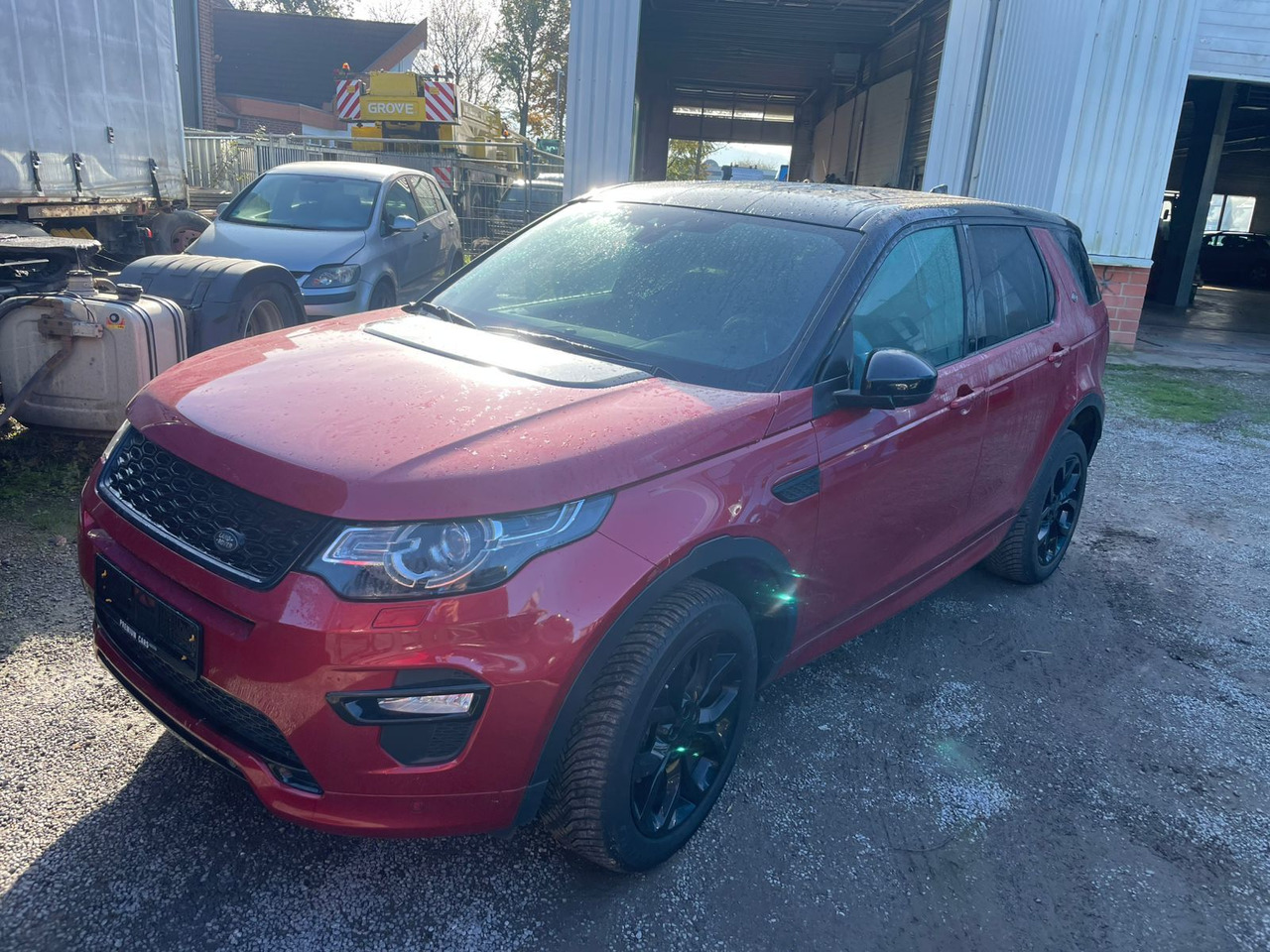 Land Rover Discovery Sport HSE - Внедорожник: фото 1 Land Rover Discovery Sport HSE - Внедорожник: фото 1