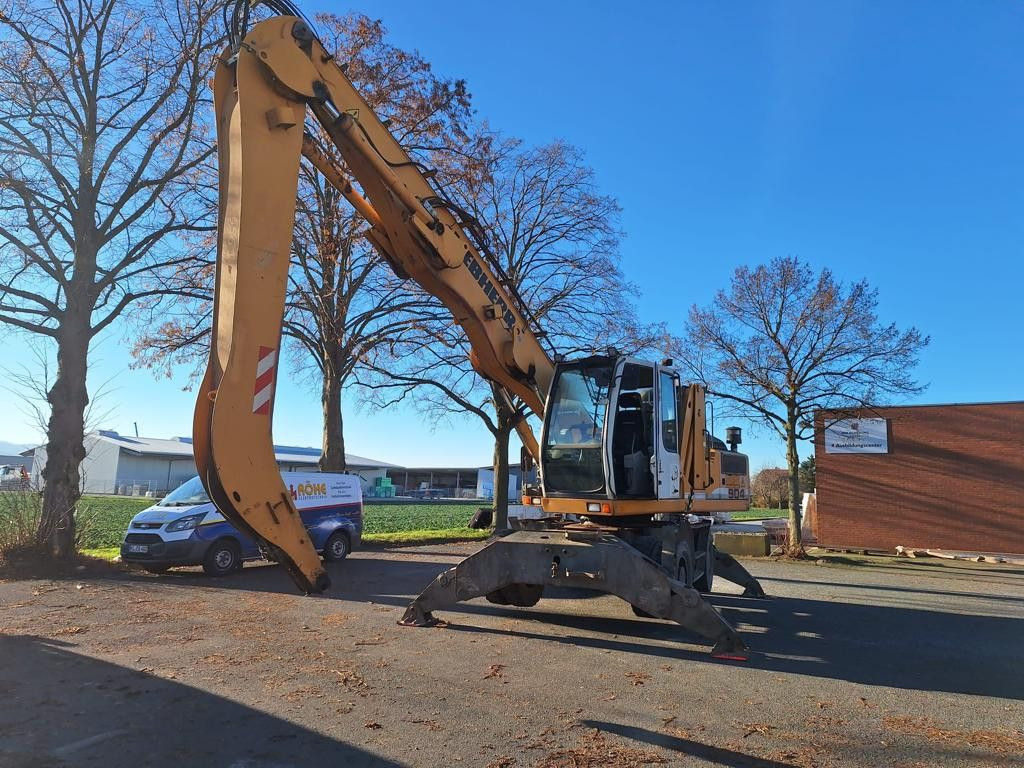 Колёсный экскаватор Liebherr A904C Umschlagbagger Greifer +Magnetvorbereitun: фото 1