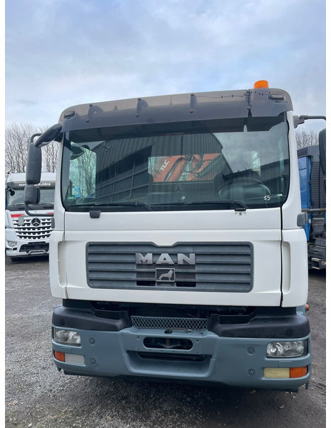MAN TGM 18.240PS 4x2 3.S-Kipper mit Kran - Самосвал, Автоманипулятор: фото 3 MAN TGM 18.240PS 4x2 3.S-Kipper mit Kran - Самосвал, Автоманипулятор: фото 3