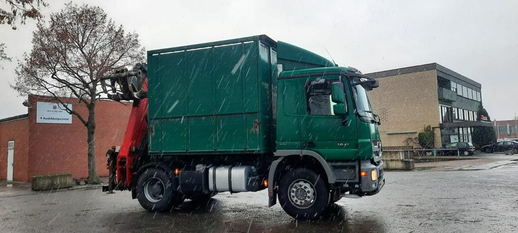Mercedes-Benz 1841K 4x2 Actros Kipper mit Kran+Greifer - Самосвал, Автоманипулятор: фото 3 Mercedes-Benz 1841K 4x2 Actros Kipper mit Kran+Greifer - Самосвал, Автоманипулятор: фото 3