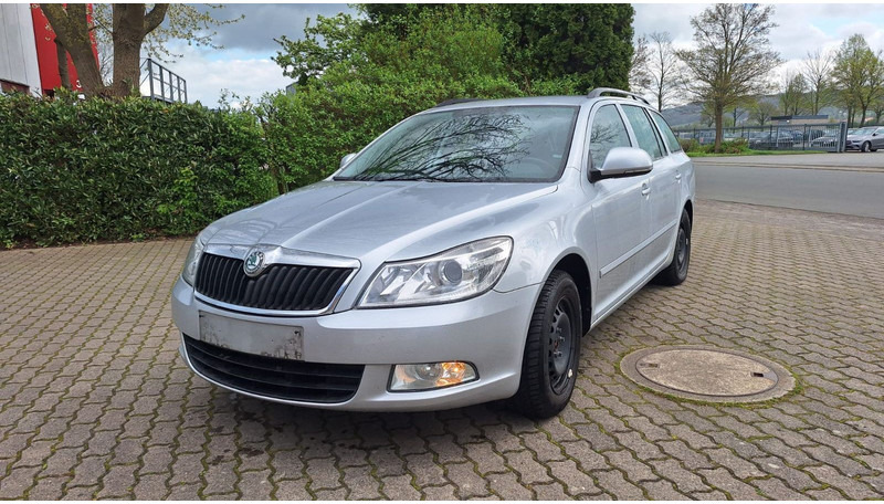 Škoda Octavia - Легковой автомобиль: фото 1 Škoda Octavia - Легковой автомобиль: фото 1