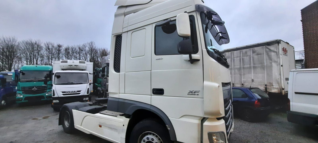 DAF XF106- 460 Space Cap Vollaustt.Top Top Zus - Тягач: фото 3 DAF XF106- 460 Space Cap Vollaustt.Top Top Zus - Тягач: фото 3