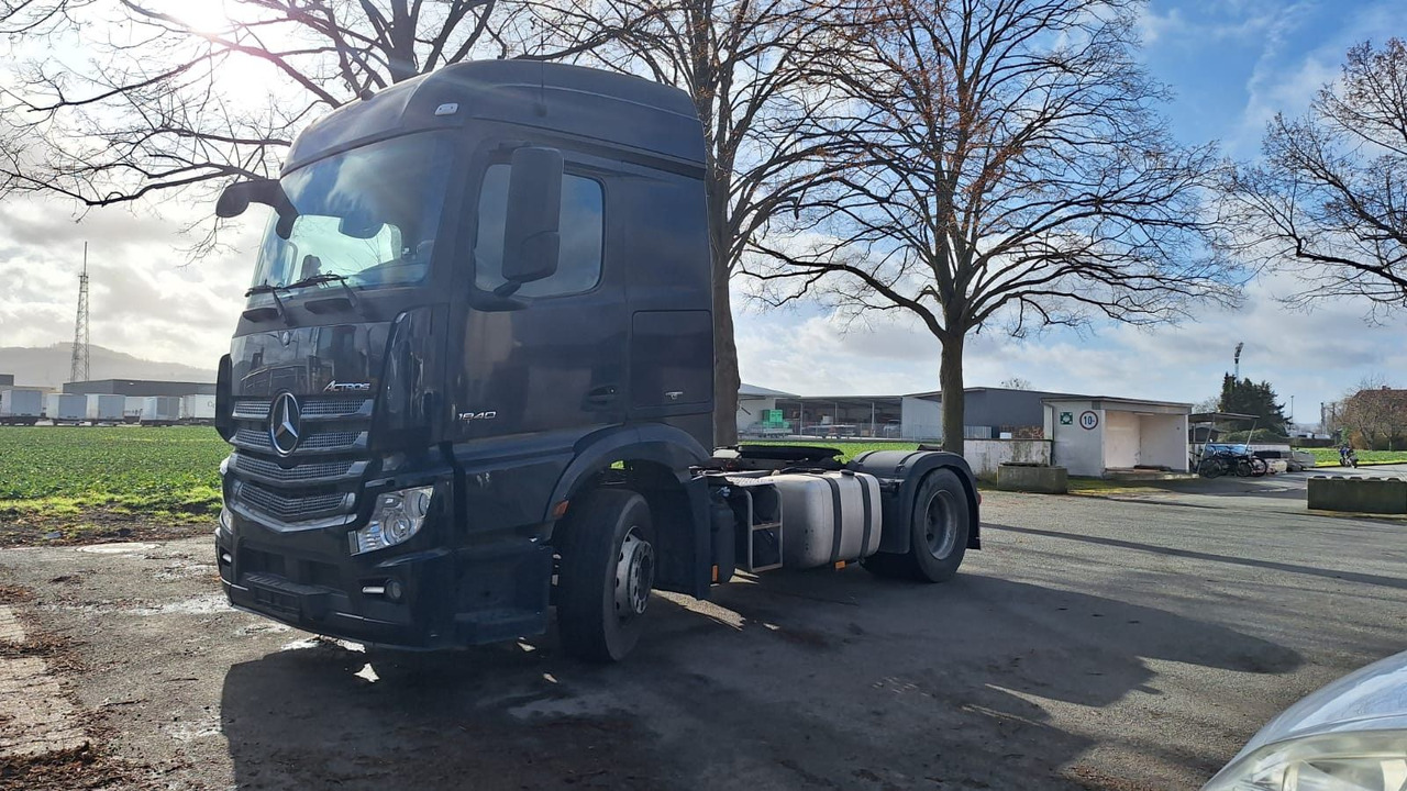 Mercedes-Benz 1840 Actros G.Haus/Hochdach Kipphyd. - Тягач: фото 2 Mercedes-Benz 1840 Actros G.Haus/Hochdach Kipphyd. - Тягач: фото 2