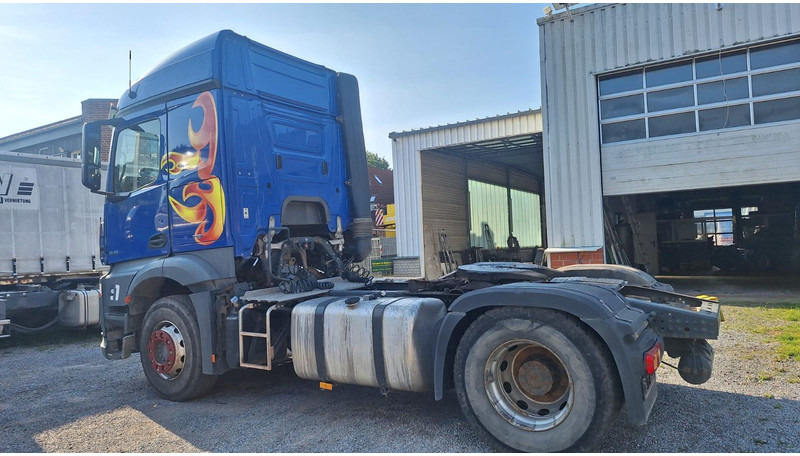 Mercedes-Benz 1846 SZM - Тягач: фото 2 Mercedes-Benz 1846 SZM - Тягач: фото 2