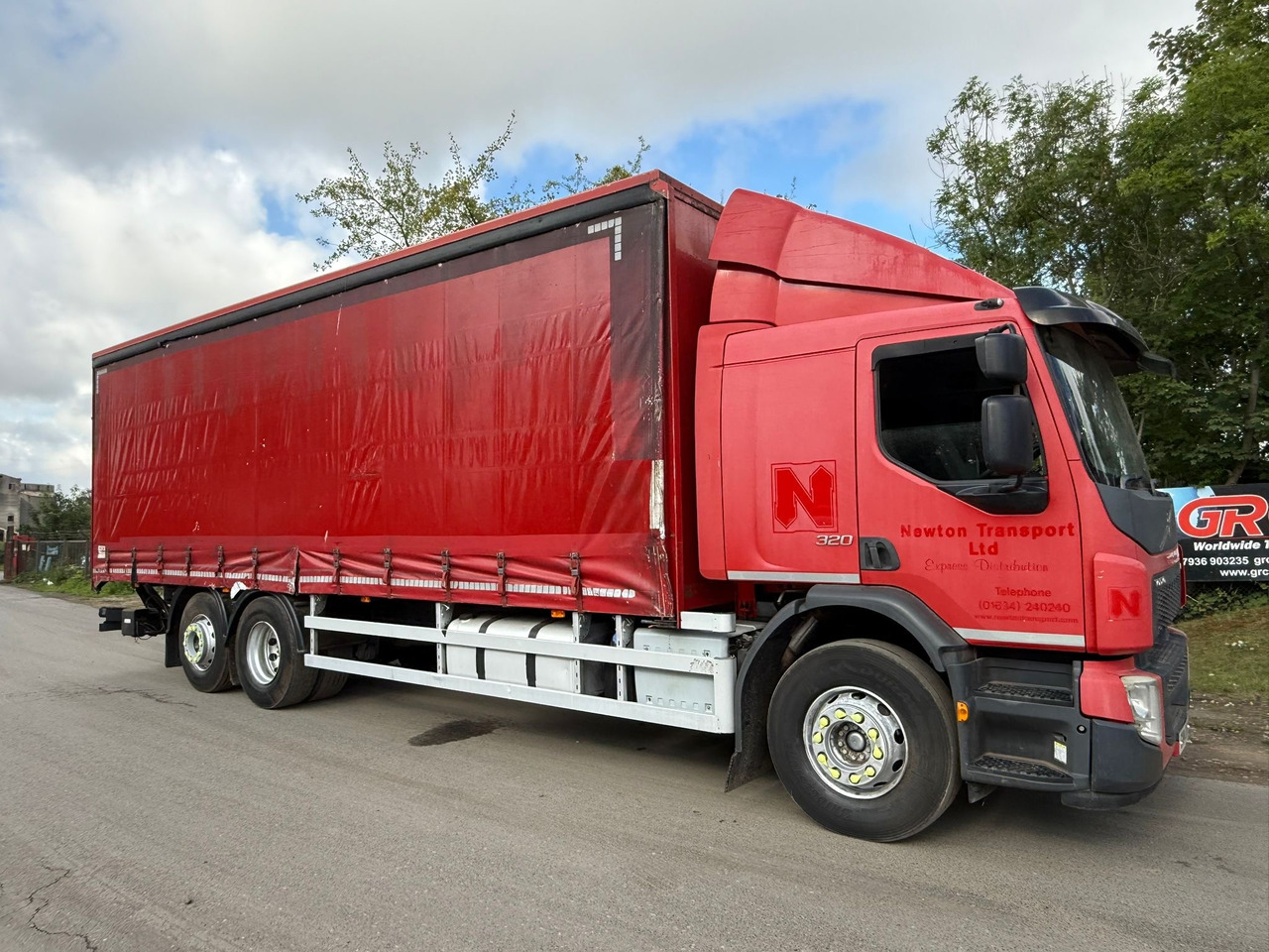 2014 Volvo FE 320 Curtainside Truck - Тентованный грузовик: фото 3 2014 Volvo FE 320 Curtainside Truck - Тентованный грузовик: фото 3
