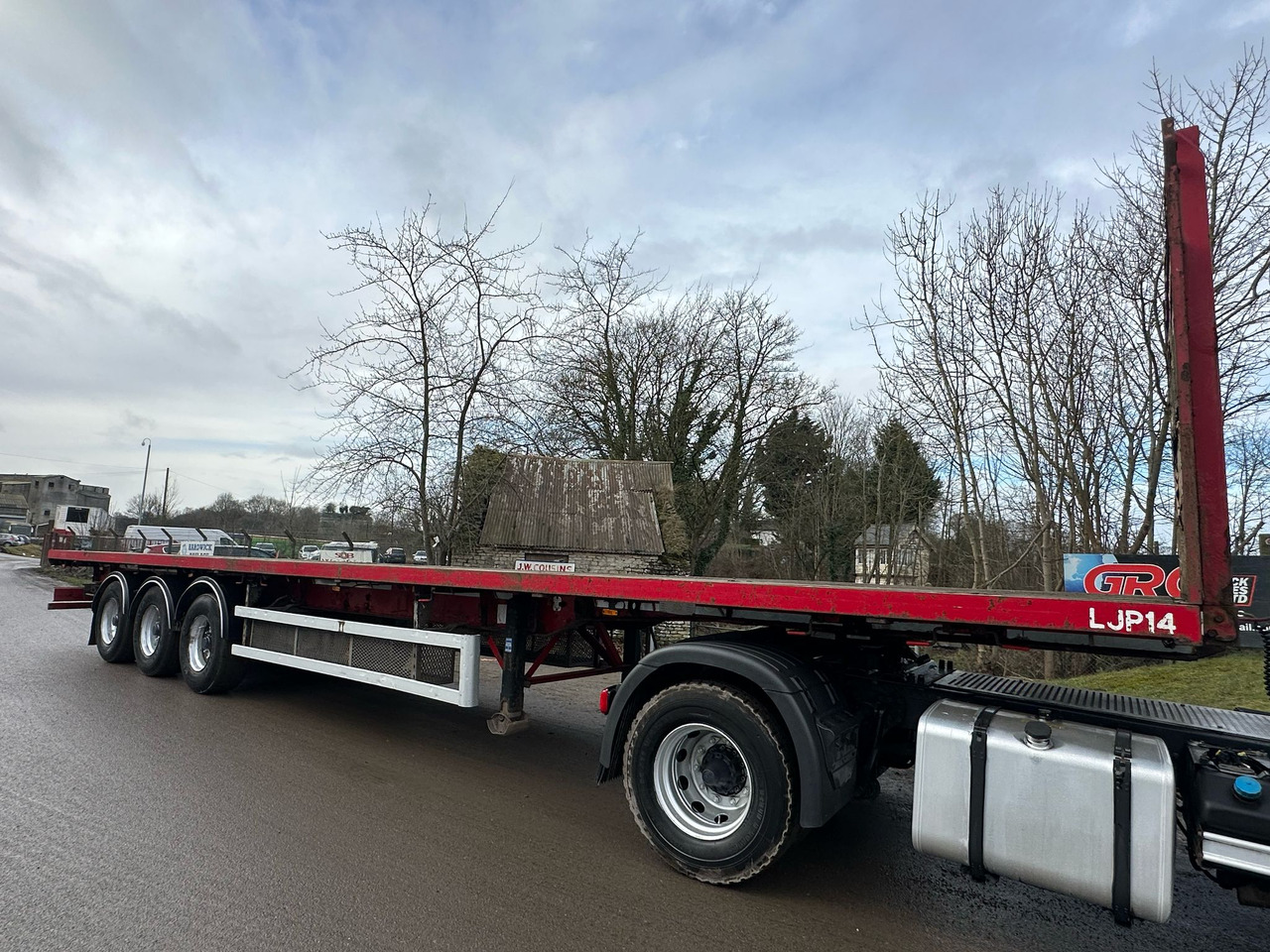 SDC triaxle Trailer - Полуприцеп бортовой/ Платформа: фото 4 SDC triaxle Trailer - Полуприцеп бортовой/ Платформа: фото 4