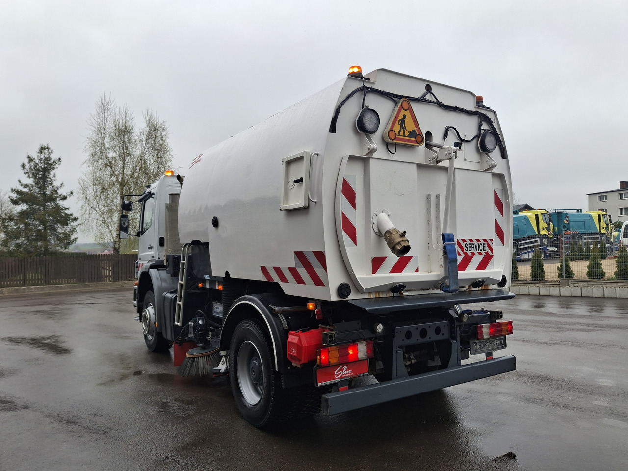 MERCEDES-BENZ Axor 1829 Zamiatarka Kehrmaschine Johnston 2 Motoren Karcher L/R - Подметально-уборочная машина: фото 3 MERCEDES-BENZ Axor 1829 Zamiatarka Kehrmaschine Johnston 2 Motoren Karcher L/R - Подметально-уборочная машина: фото 3