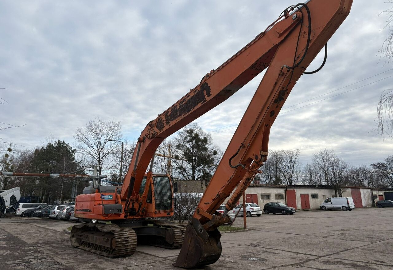 Doosan DX 340 LC long reach 17m - Гусеничный экскаватор: фото 4 Doosan DX 340 LC long reach 17m - Гусеничный экскаватор: фото 4
