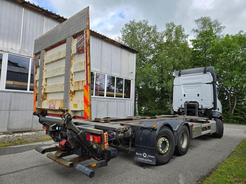 Mercedes-Benz ACTROS 2553 6X2 LAGAB - Грузовик-контейнеровоз/ Сменный кузов: фото 3 Mercedes-Benz ACTROS 2553 6X2 LAGAB - Грузовик-контейнеровоз/ Сменный кузов: фото 3