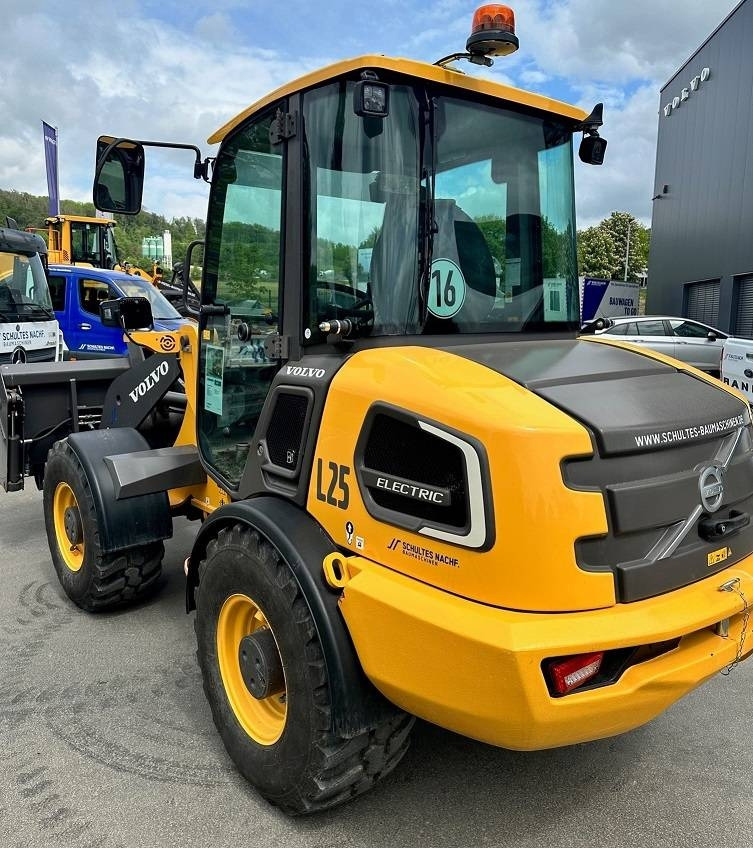Volvo L 25 Electric - Колёсный погрузчик: фото 5 Volvo L 25 Electric - Колёсный погрузчик: фото 5