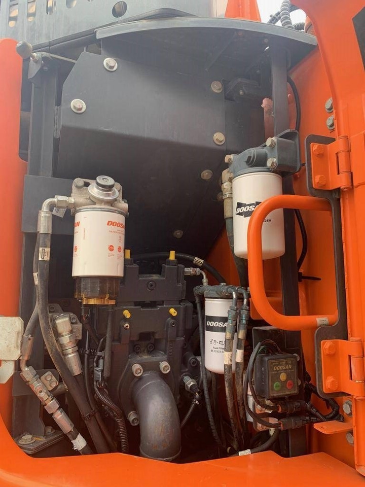 Гусеничный экскаватор Doosan DX 235 LCR-5: фото 15 Гусеничный экскаватор Doosan DX 235 LCR-5: фото 15