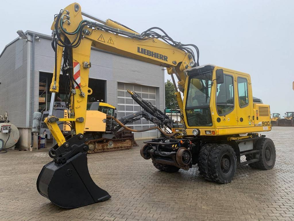 Liebherr A900C ZW Litronic - Колёсный экскаватор: фото 1 Liebherr A900C ZW Litronic - Колёсный экскаватор: фото 1