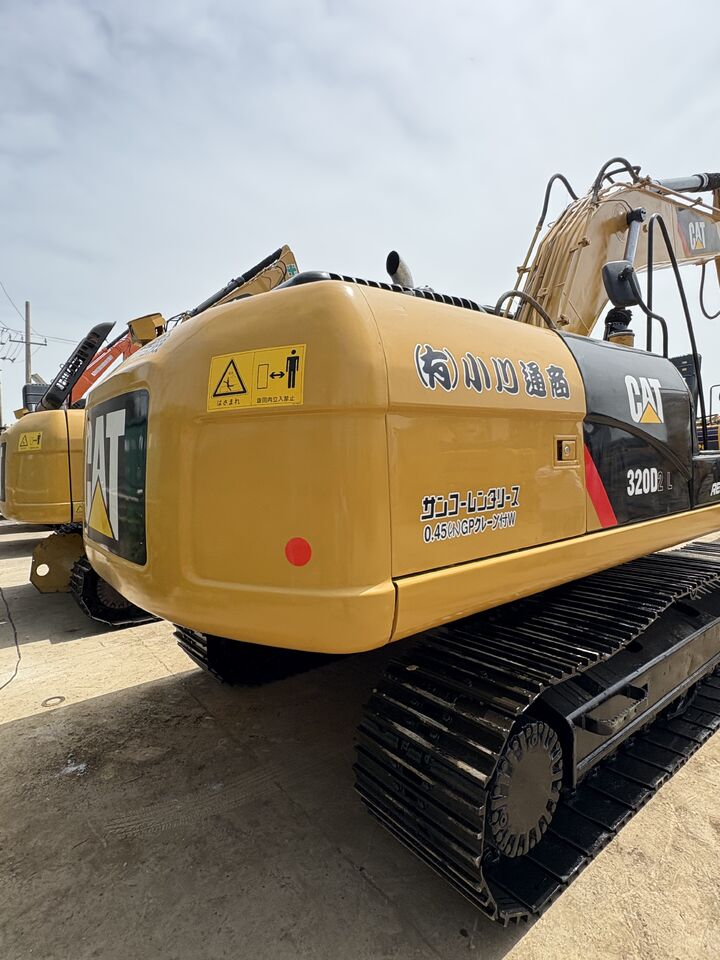 CATERPILLAR 320D2L - Гусеничный экскаватор: фото 4 CATERPILLAR 320D2L - Гусеничный экскаватор: фото 4