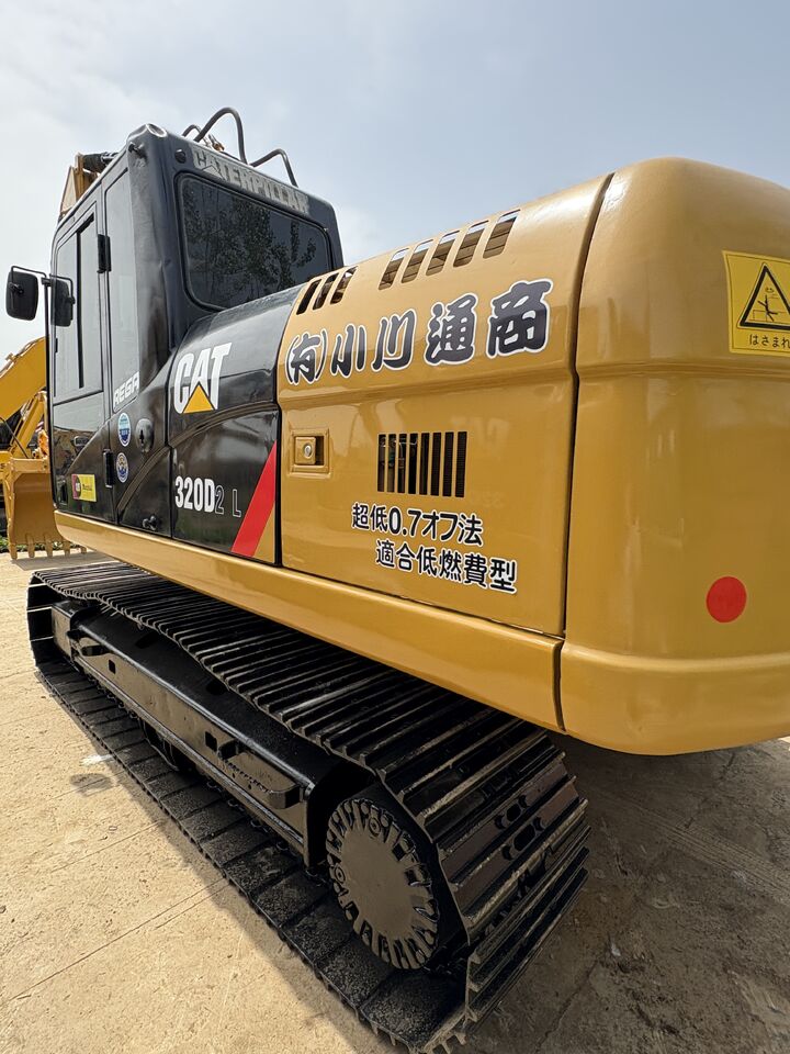CATERPILLAR 320D2L - Гусеничный экскаватор: фото 1 CATERPILLAR 320D2L - Гусеничный экскаватор: фото 1
