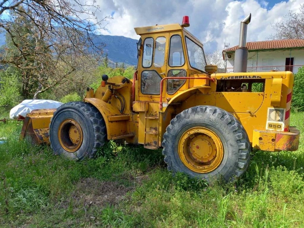 CAT 950 C - Колёсный погрузчик: фото 1 CAT 950 C - Колёсный погрузчик: фото 1