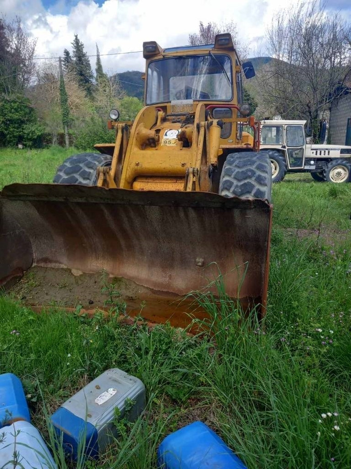 CAT 950 C - Колёсный погрузчик: фото 2 CAT 950 C - Колёсный погрузчик: фото 2