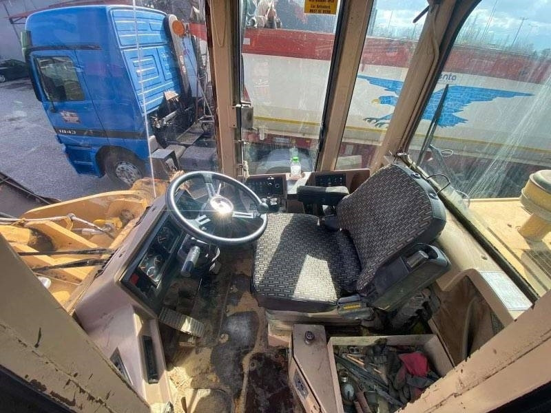 Колёсный погрузчик CAT 960 F: фото 7