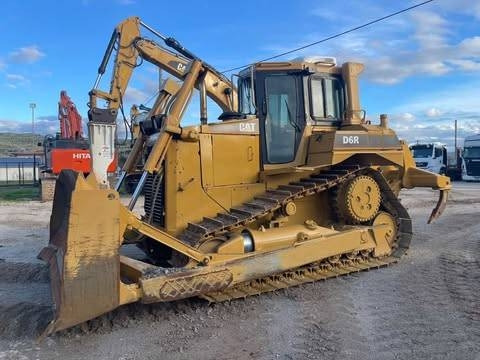 CAT D 6 R XL - Бульдозер: фото 1 CAT D 6 R XL - Бульдозер: фото 1