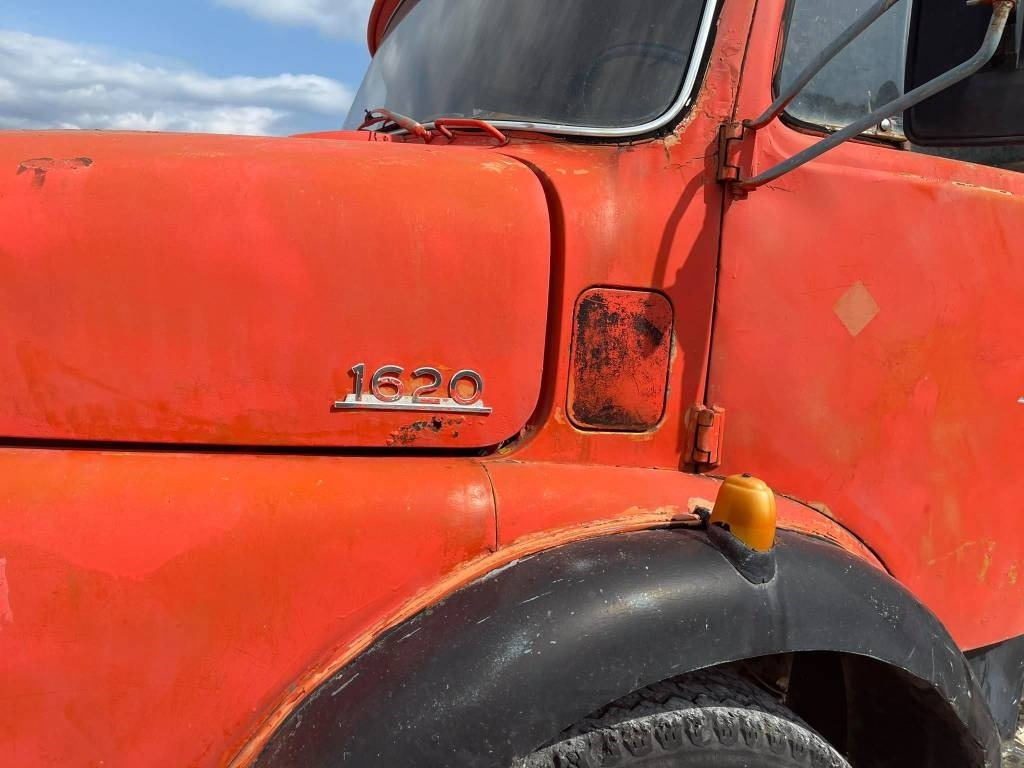 Самосвал Mercedes-Benz 1620LA 334: фото 7