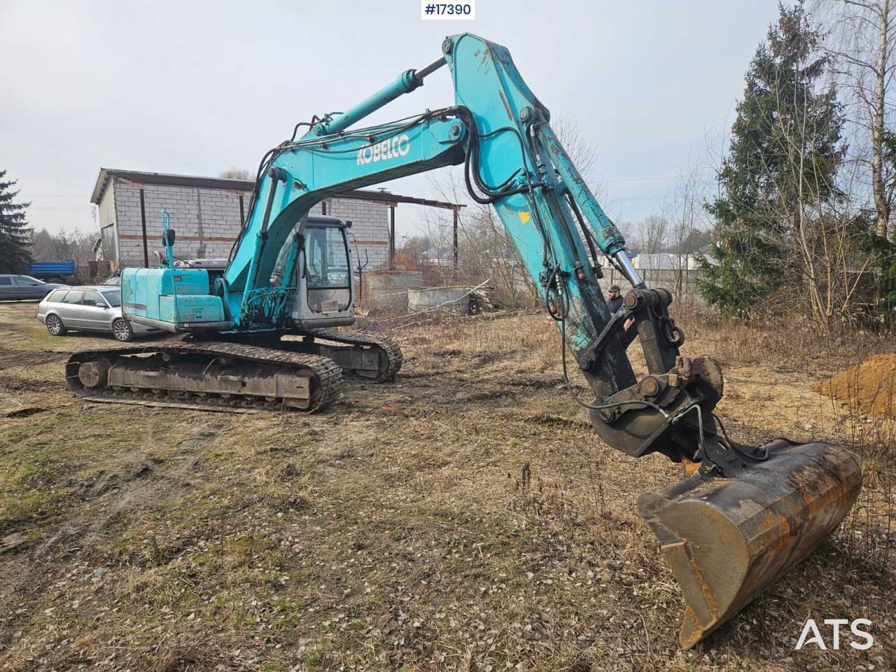 2000 Kobelco SK210LC - Гусеничный экскаватор: фото 1 2000 Kobelco SK210LC - Гусеничный экскаватор: фото 1