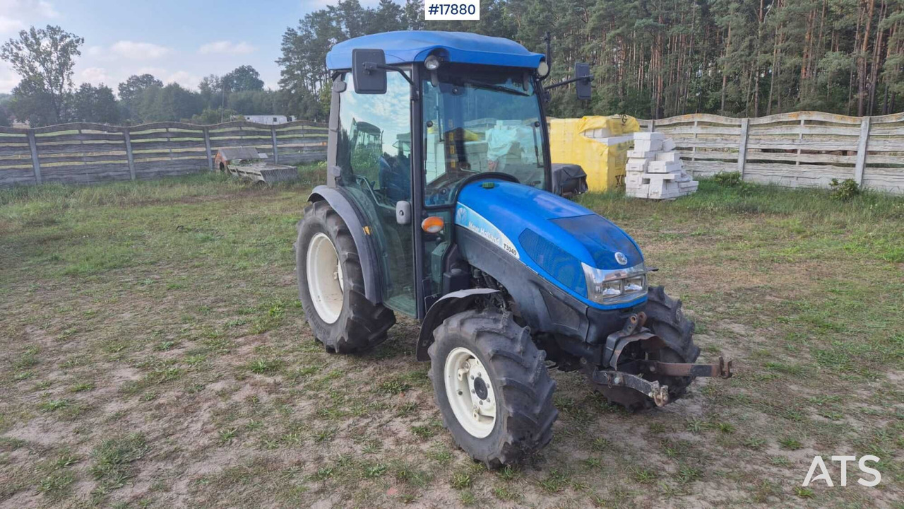 2011 New Holland T 3040 - Минитрактор: фото 1 2011 New Holland T 3040 - Минитрактор: фото 1