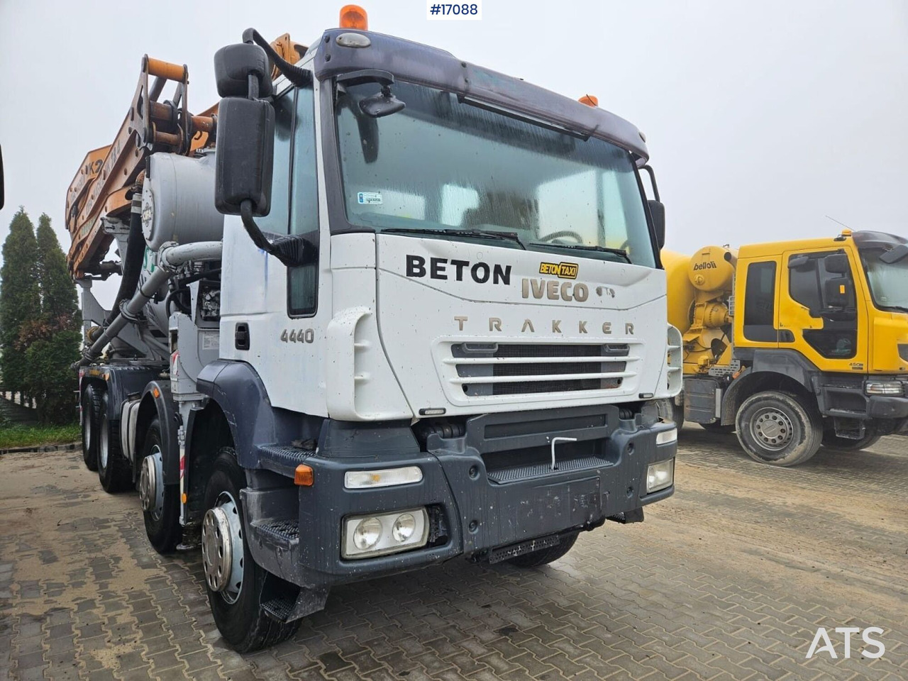 Concrete pump CIFA Magnum MK 28,4 IVECO 8x4 (2006) - Автобетононасос: фото 2 Concrete pump CIFA Magnum MK 28,4 IVECO 8x4 (2006) - Автобетононасос: фото 2