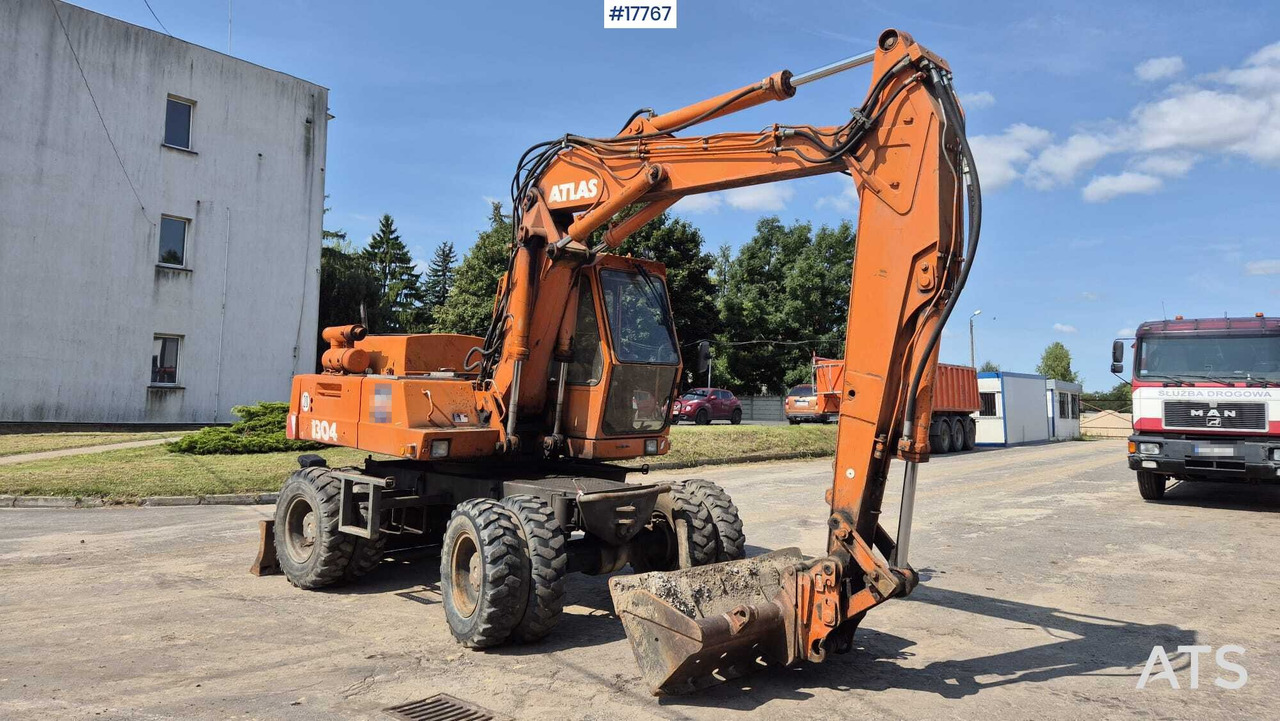 ATLAS 1304 wheeled excavator (1993) - Другая техника: фото 2 ATLAS 1304 wheeled excavator (1993) - Другая техника: фото 2