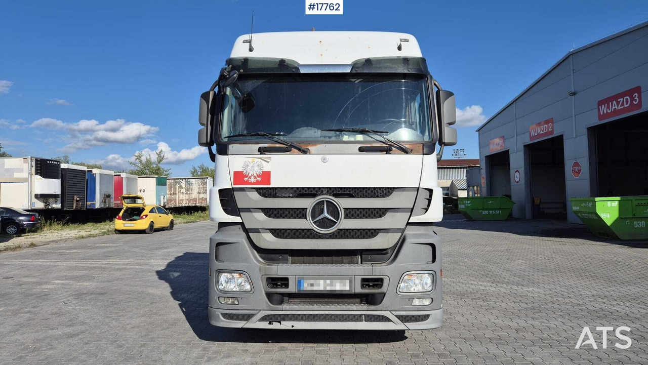 MERCEDES-BENZ 1846 tractor unit (2012) - Другая техника: фото 5 MERCEDES-BENZ 1846 tractor unit (2012) - Другая техника: фото 5