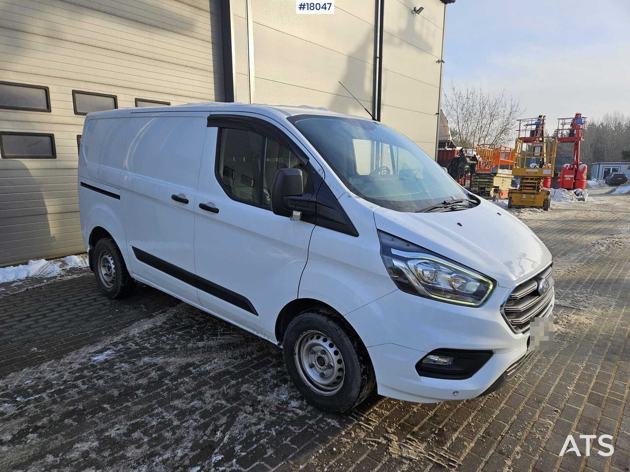 Ford Transit Custom van (2018) - Цельнометаллический фургон: фото 1 Ford Transit Custom van (2018) - Цельнометаллический фургон: фото 1