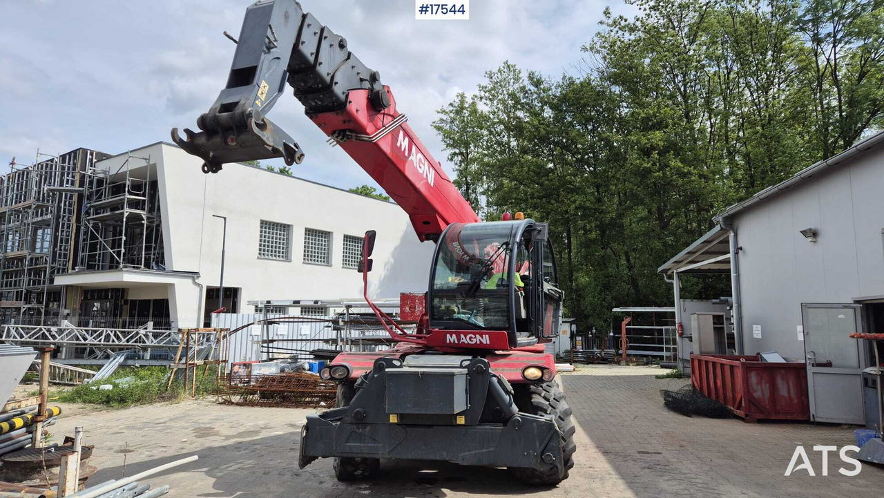 Rotating telescopic handler MAGNI RTH 5.30 SM/C (2016) - Телескопический погрузчик: фото 2 Rotating telescopic handler MAGNI RTH 5.30 SM/C (2016) - Телескопический погрузчик: фото 2