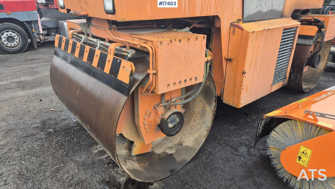 Дорожный каток Tandem vibratory roller STAVOSTROJ VSH 102 (1997): фото 18