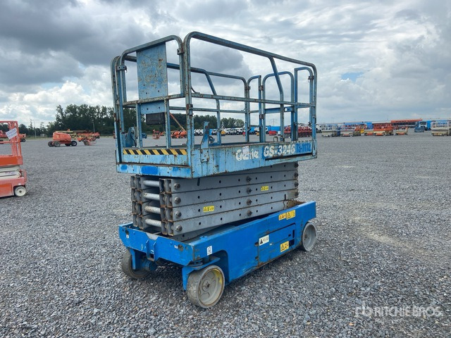 2006 Genie GS2646 Electric Scissor Lift - Ножничный подъемник: фото 2 2006 Genie GS2646 Electric Scissor Lift - Ножничный подъемник: фото 2