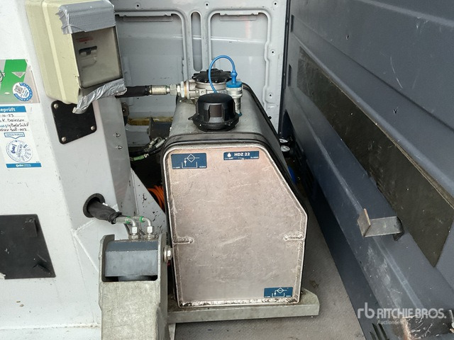 2013 Mercedes-Benz 2013 Danilift P130V on 4x2 Boom Truck - Грузовик с подъемником: фото 5 2013 Mercedes-Benz 2013 Danilift P130V on 4x2 Boom Truck - Грузовик с подъемником: фото 5