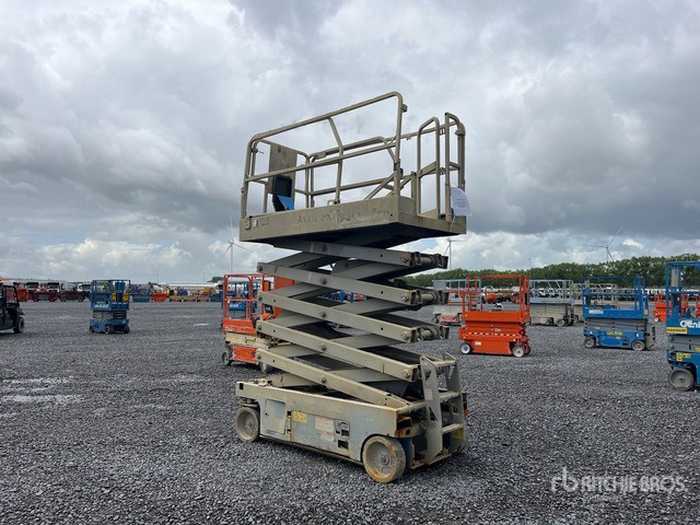 2015 Genie GS-3246 Electric Scissor Lift - Ножничный подъемник: фото 3 2015 Genie GS-3246 Electric Scissor Lift - Ножничный подъемник: фото 3
