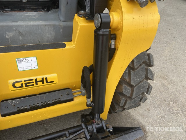2020 Gehl R165 Two-Speed High Flow Skid Steer Loader - Мини-погрузчик с бортовым поворотом: фото 5 2020 Gehl R165 Two-Speed High Flow Skid Steer Loader - Мини-погрузчик с бортовым поворотом: фото 5