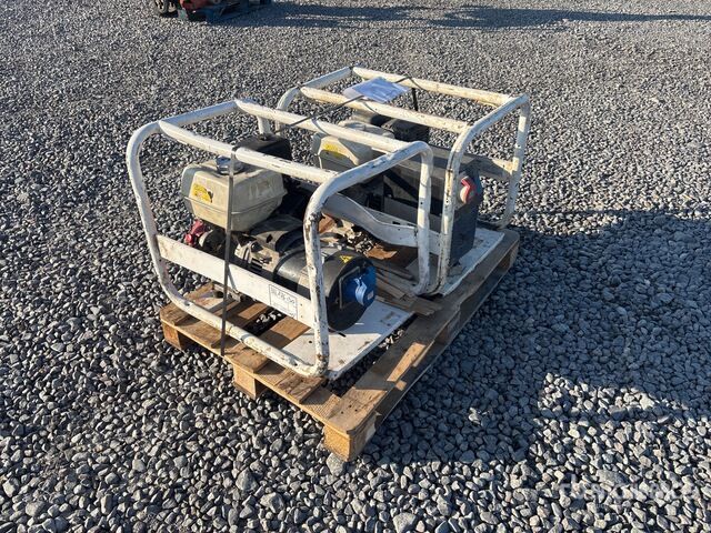 Sdmo R6 Generator Set - Электрогенератор: фото 1 Sdmo R6 Generator Set - Электрогенератор: фото 1
