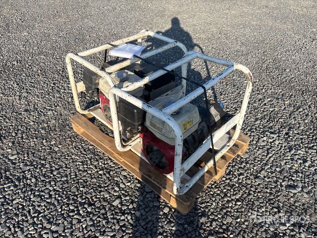 Sdmo R6 Generator Set - Электрогенератор: фото 4 Sdmo R6 Generator Set - Электрогенератор: фото 4
