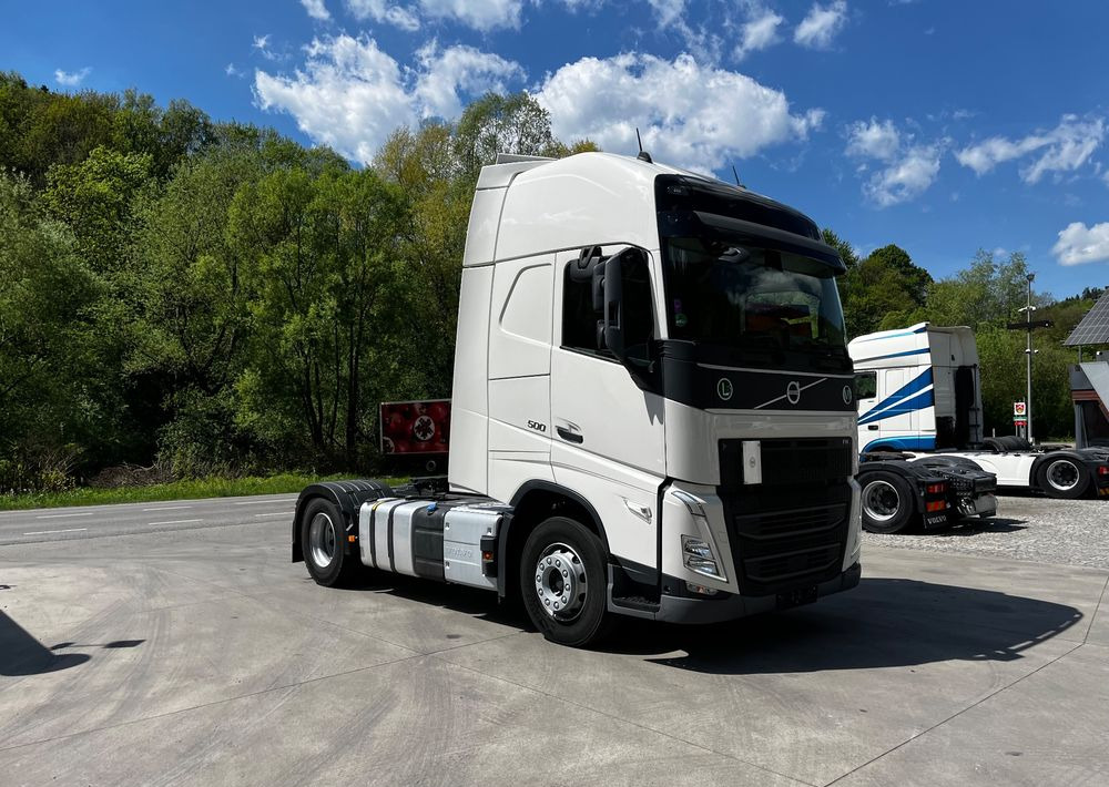Volvo FH 500 // Zamiana na starszy // EURO 6 // Standard // 2024 Rok // Parkclima // Globe XL // Skóry // Joystick // - Тягач: фото 4 Volvo FH 500 // Zamiana na starszy // EURO 6 // Standard // 2024 Rok // Parkclima // Globe XL // Skóry // Joystick // - Тягач: фото 4